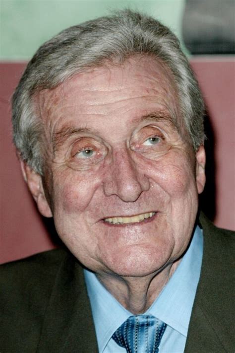 Patrick Macnee – Wikipedia